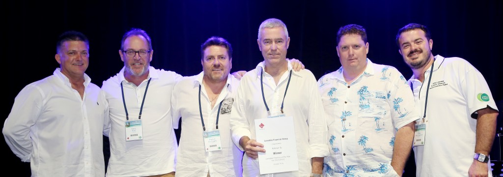 Lonsdale Practice of the Year Winner - Adviser fp (L-R) Mark Stephen (CEO Lonsdale) with the Adviser fp team: Tony Fox, Robert De Ceglie, Simon Clifford, Troy McPhee, Greg McLoughlin