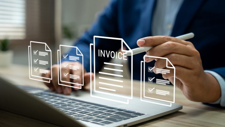 Advisers Warming to Charging Fees for Risk Advice