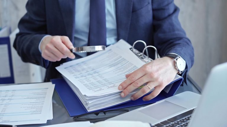 ASIC Flags Inaccuracies in Financial Advisers Register