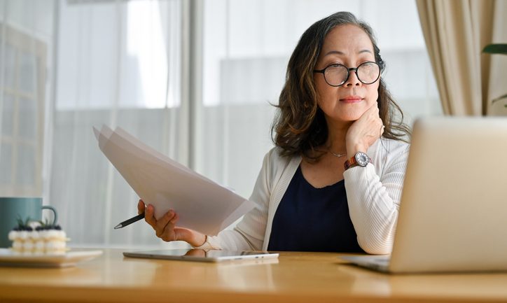 Thousands of Advisers Urged to Check Their FAR Listing