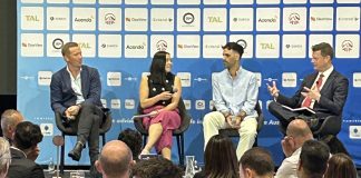 Metlife Panel debate, Melbourne Riskinfocus26. Moderated by MetLife’s Head of Advice Strategy, Dr Jeffrey Scott, the discussion brought together Jamie McIntyre (Mac Financial), Stefan D’Alessandro (The Risk Lab) and Nga Vu (Lautum Life).